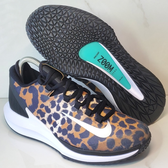 nike women's court air zoom zero tennis shoes leopard
